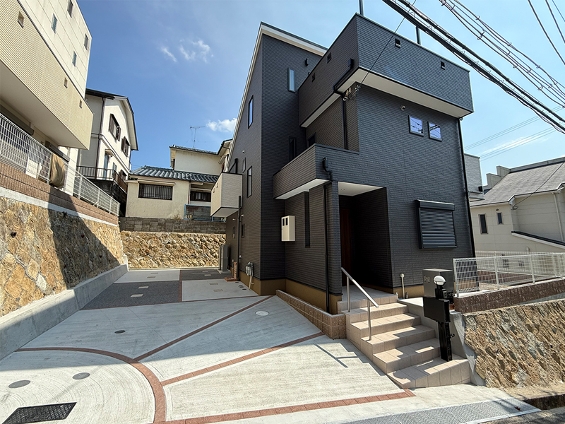 スカイテラス池田・鼓滝V外観