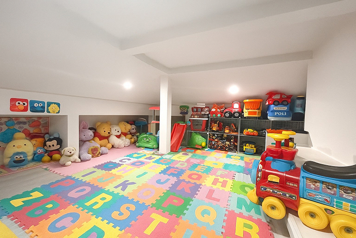 お子様の秘密基地に