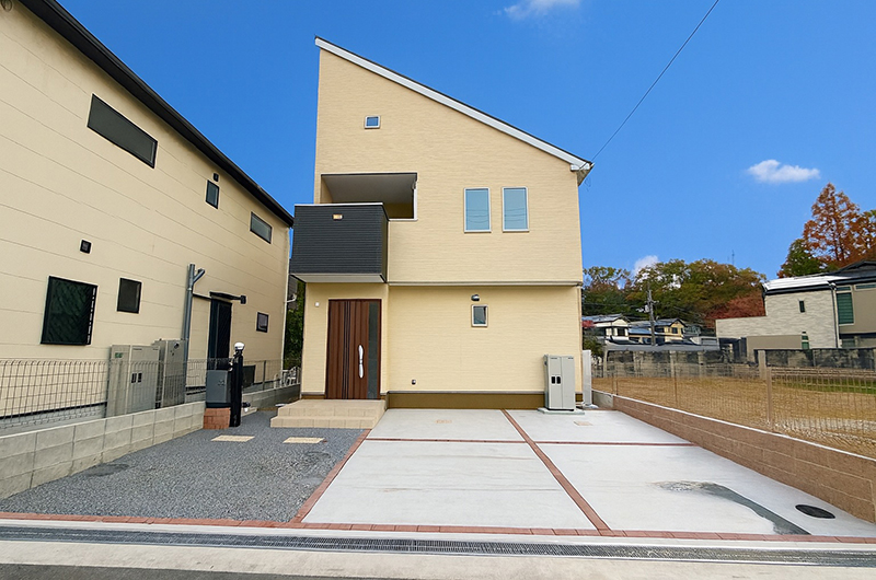 スカイテラス阪急雲雀ケ丘花屋敷満願寺B外観