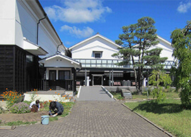 あやべグンゼスクエア